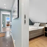 Apartment Roomsly I Next To Bryggen With Balcony *