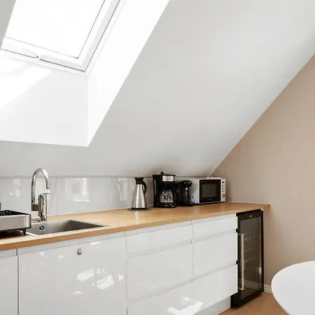 Апартаменты Roomsly I Next To Bryggen With Balcony *