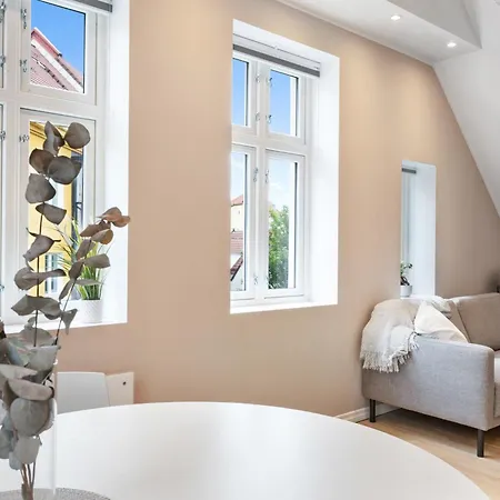 Roomsly I Next To Bryggen With Balcony Апартаменты *