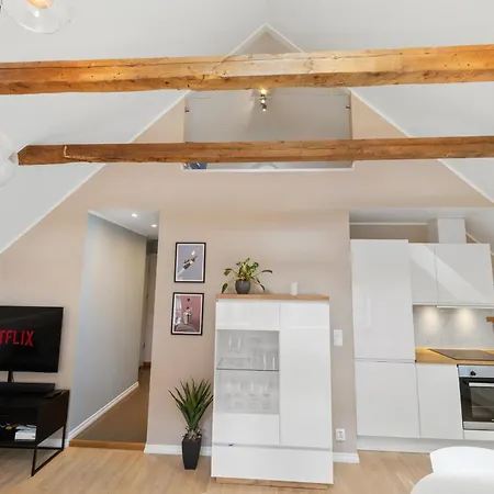 Roomsly I Next To Bryggen With Balcony Апартаменты Берген