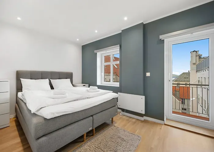 Roomsly I Next To Bryggen With Balcony Διαμέρισμα