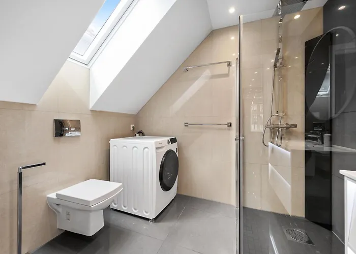 Roomsly I Next To Bryggen With Balcony Διαμέρισμα *