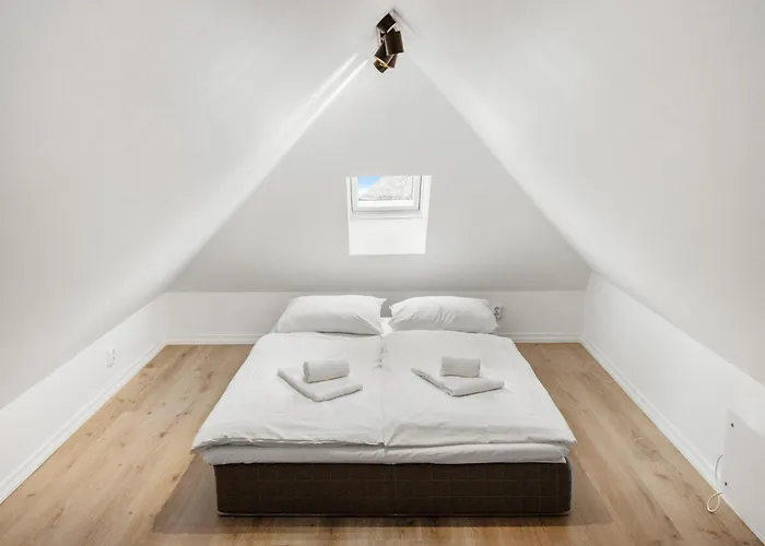 Lägenhet Roomsly I Next To Bryggen With Balcony *