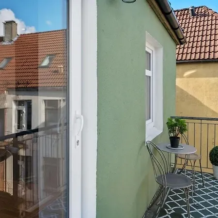 Roomsly I Next To Bryggen With Balcony * Μπέργκεν