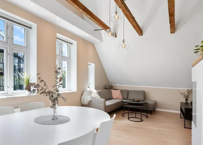 Appartamento Roomsly I Next To Bryggen With Balcony Bergen