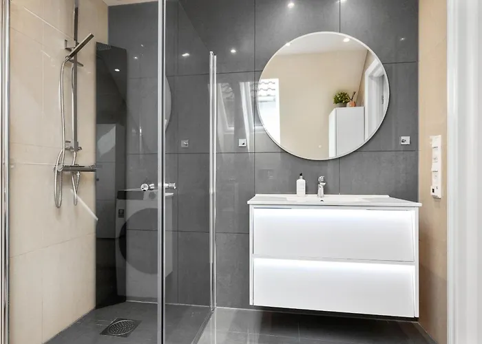 Roomsly I Next To Bryggen With Balcony Appartamento *